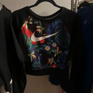 🌀$35🌀NIKE HOODIE ON SALE!